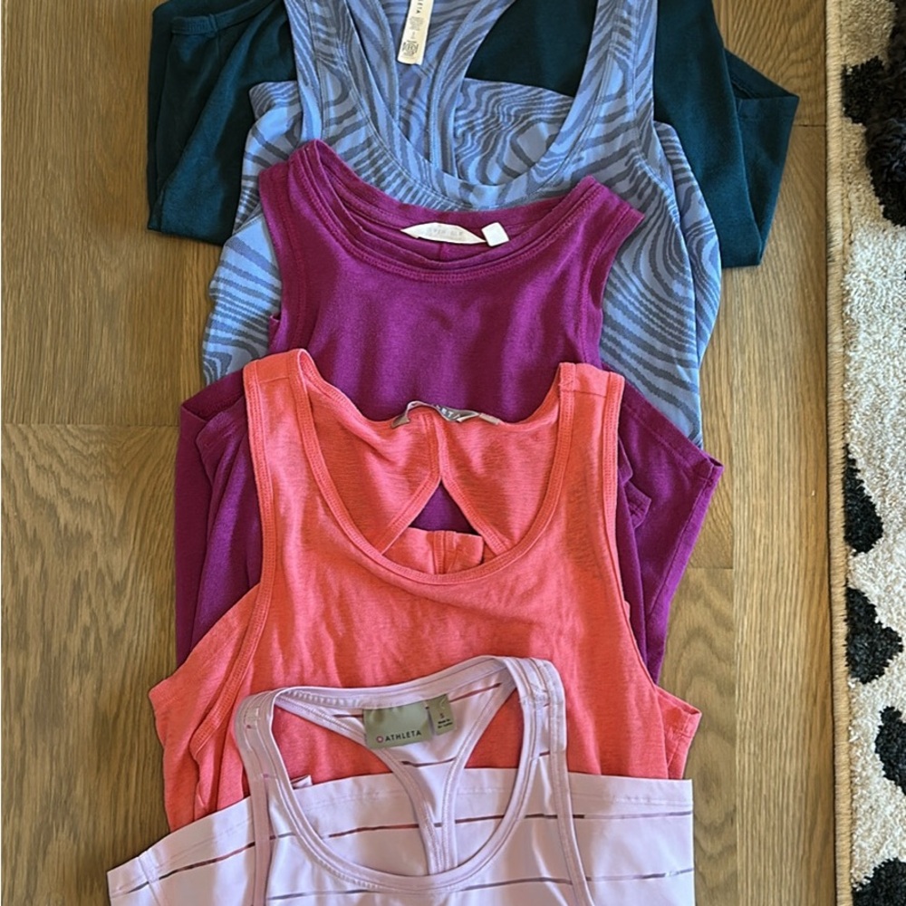 Athleta Vibrant Tank Tops Set